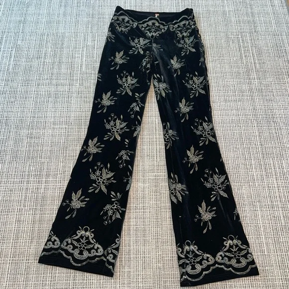 Free People Women's Floral Print Velvet Flared Pants Boho Retro Festival Small - Picture 4 of 14